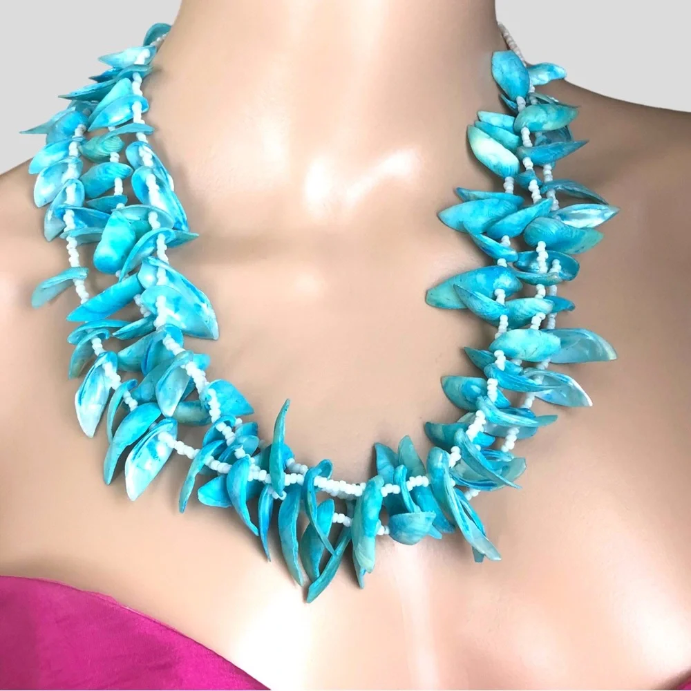 3 Strand Turquoise & White Beaded SeaShell Necklace Ocean Beach Summer 2… - Picture 5 of 5